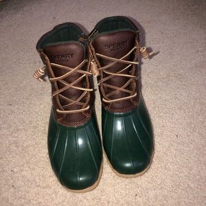 New condition sperry duck boots green and brown